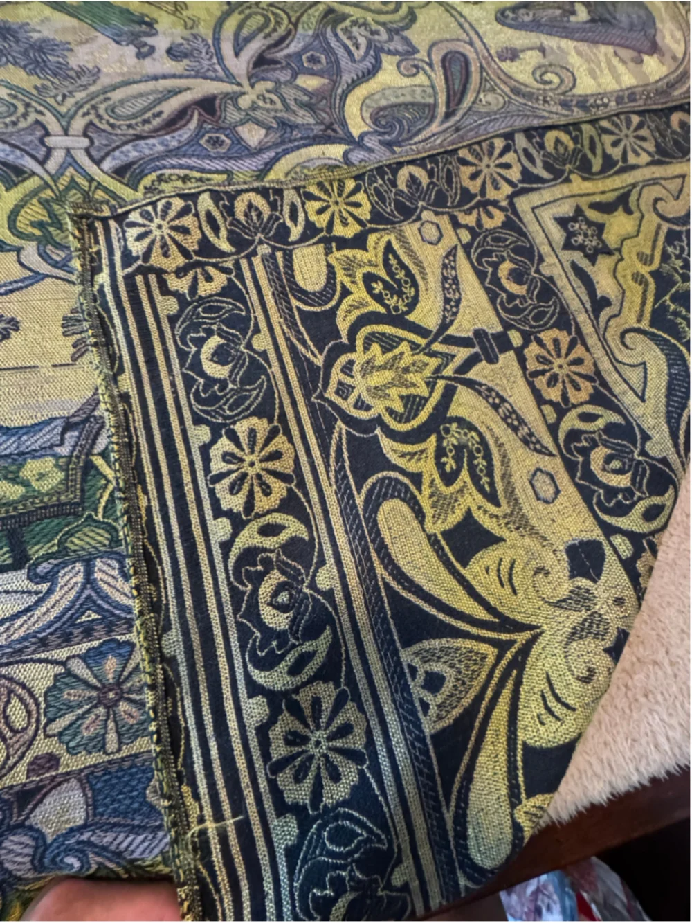 Vintage William Morris Style Woven Tapestry Throw Blanket 70x80 Camel Horse